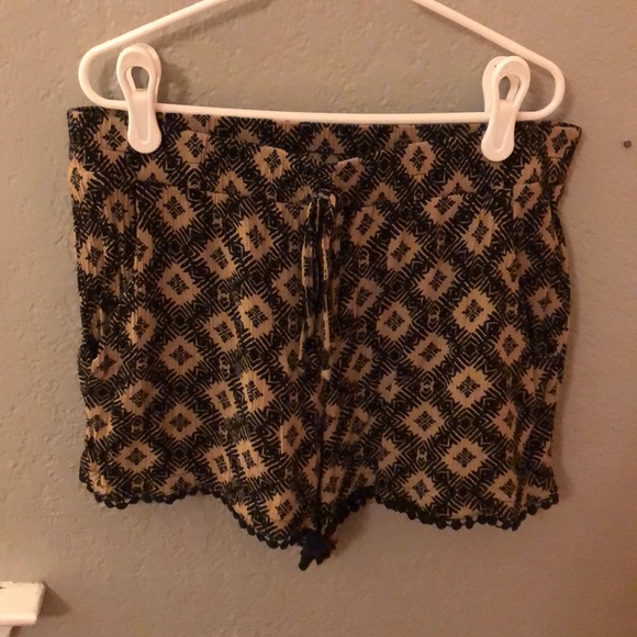 Flowy shorts - Picture 1 of 2